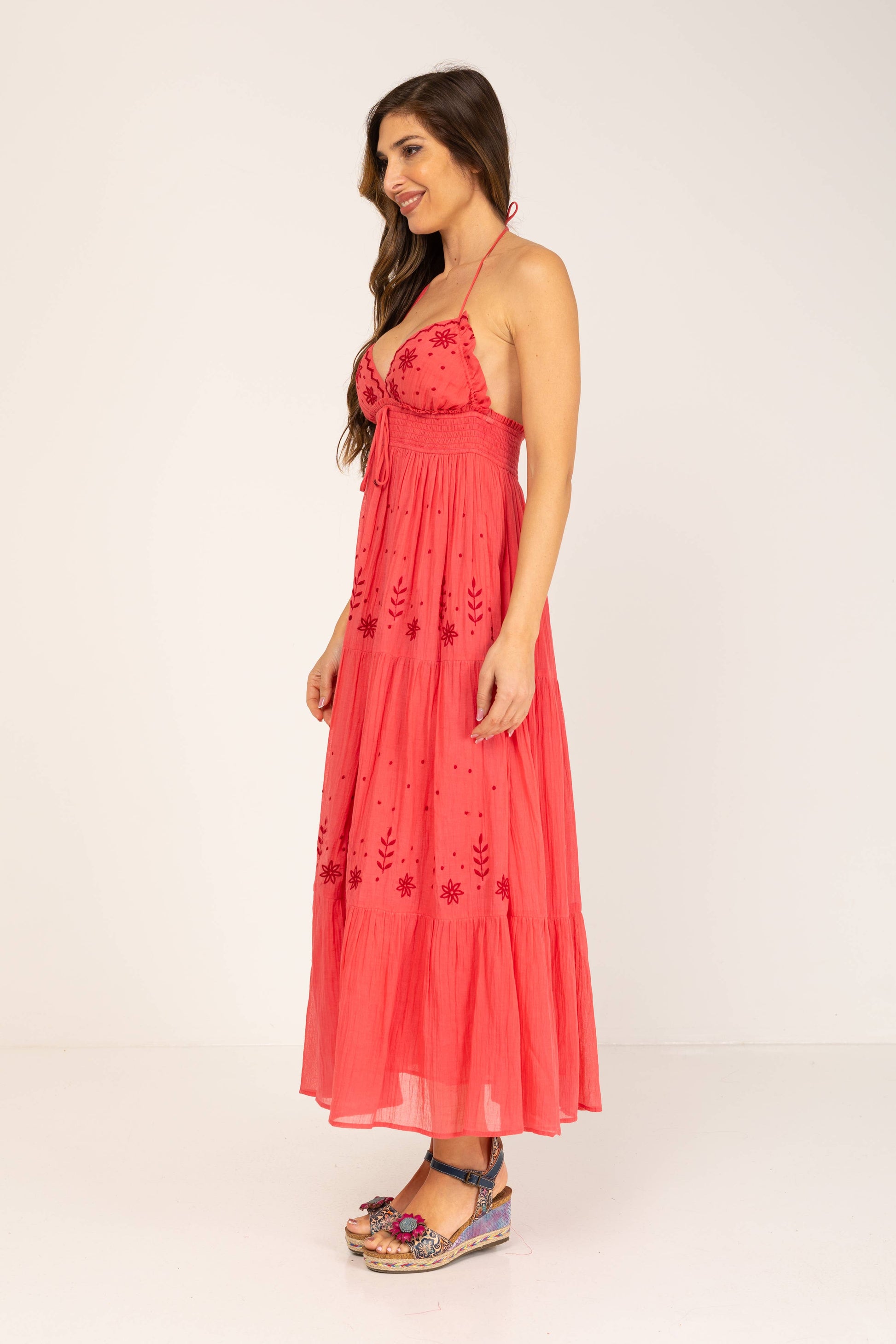 Besticktes Kleid - CABALES